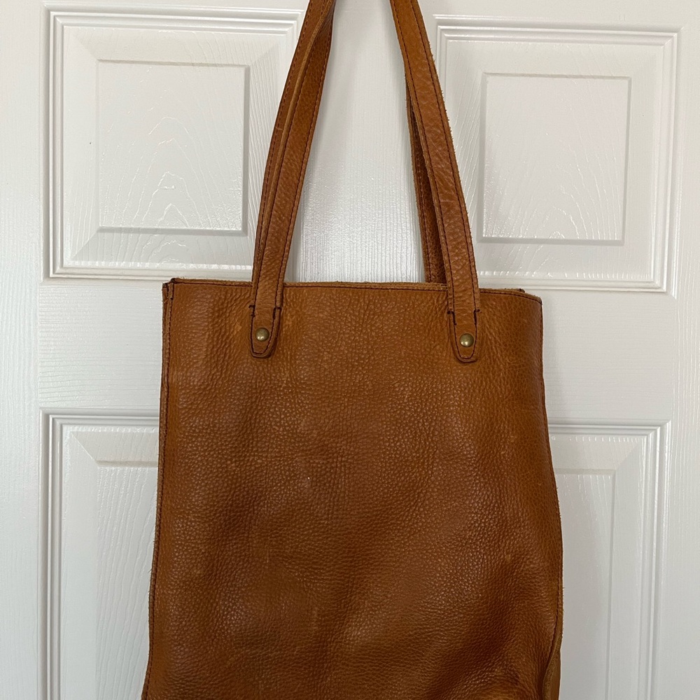 Duluth lifetime leather tote